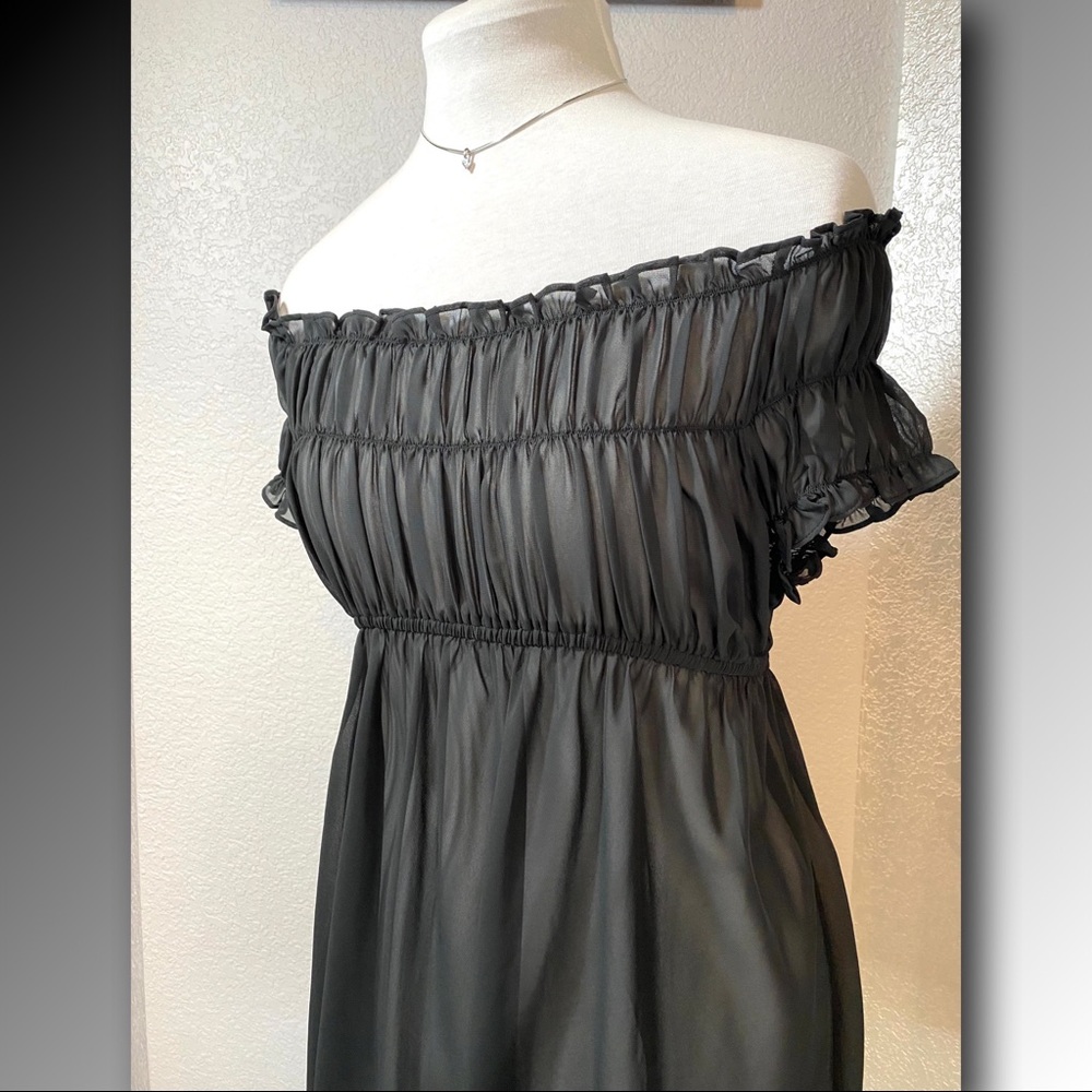 💕HP💕 Rare Vintage Victoria’s Secret Black Baby Doll
Size S - Picture 4 of 10